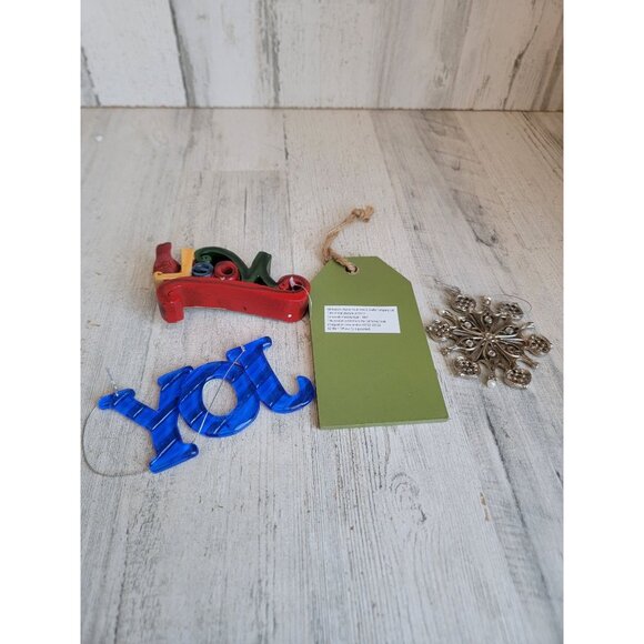 Holiday Noel joy snowflake ornament Xmas set - Picture 6 of 6